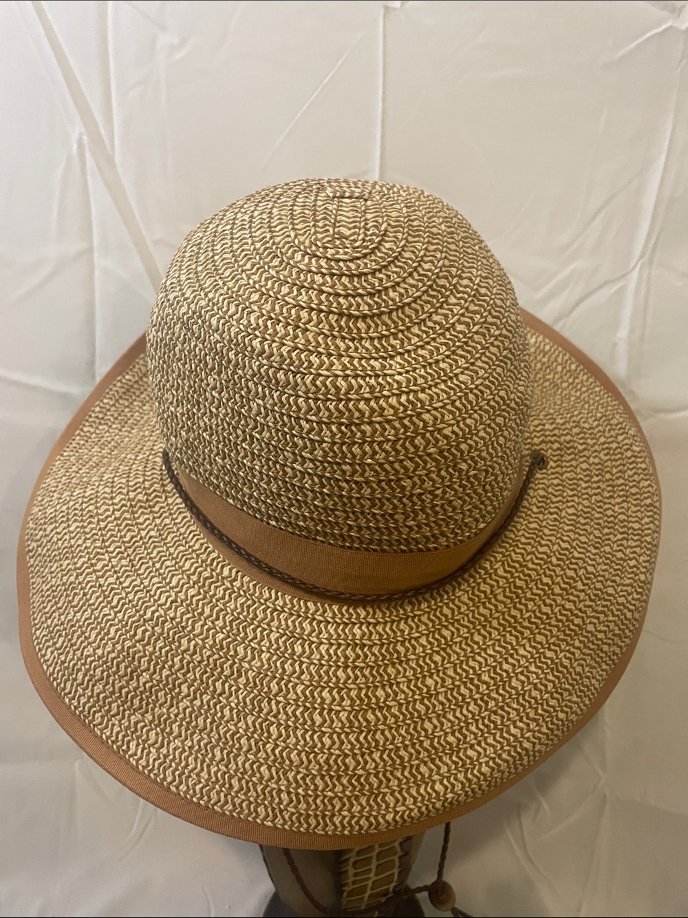 SanDiego Hat Wide Brim Straw Sun Hat in Tan w/ adorable bow in back